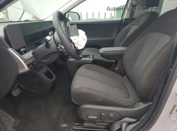 7YAKMDDC7SY019814 2025 HYUNDAI IONIQ Silver Vista interior delantera