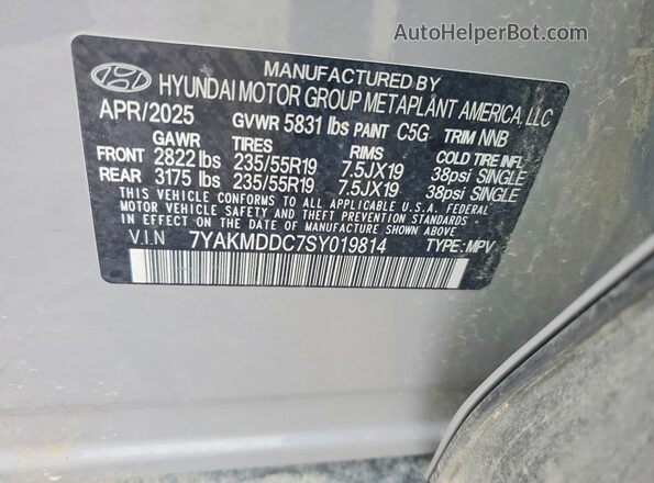 7YAKMDDC7SY019814 2025 HYUNDAI IONIQ Silver Vista de la etiqueta del VIN