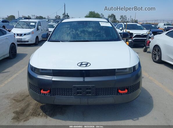 7YAKPDDC2SY012809 2025 HYUNDAI IONIQ 5 White უკანა სალონის ხედი