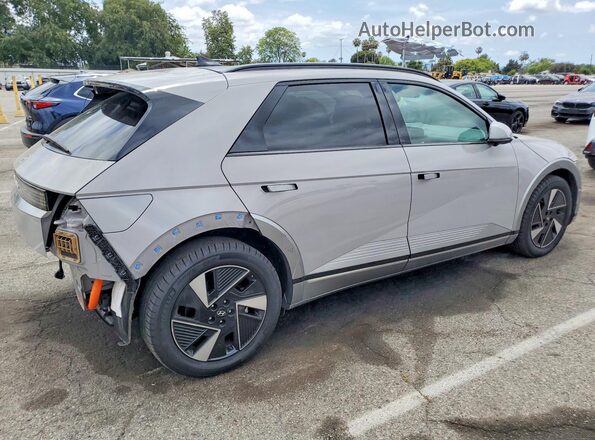 7YAKR4DA4SY002517 2025 HYUNDAI IONIQ Silver Задня права чверть