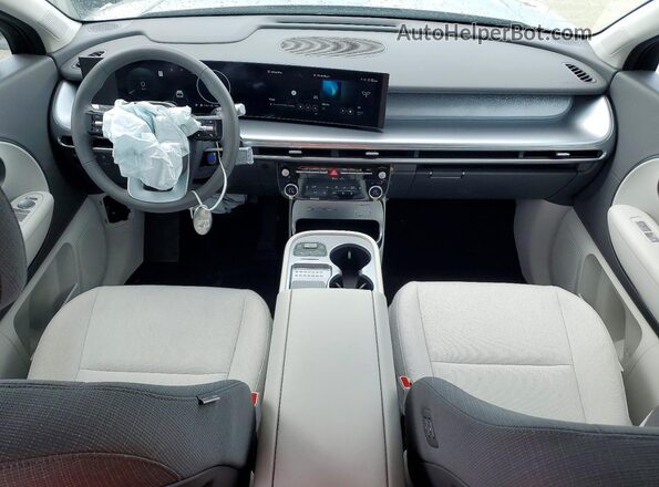 7YAMTFS3XTY002596 2026 HYUNDAI IONIQ Gray Dashboard view