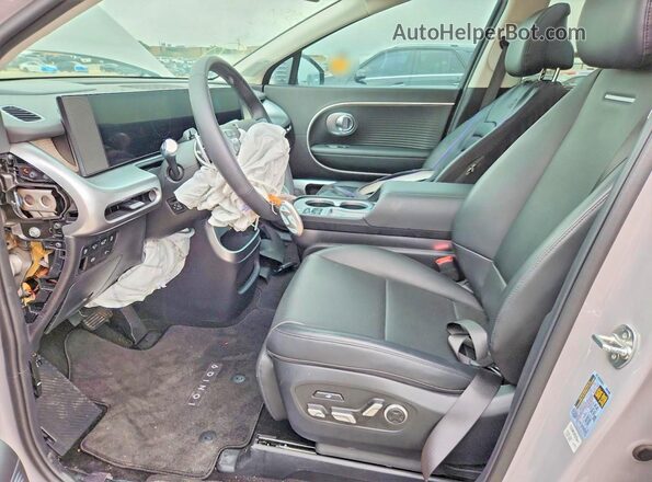7YAMWFS5XTY004986 2026 HYUNDAI IONIQ Gray წინა სალონის ხედი