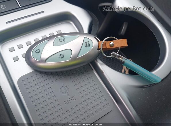 7YAMYFS53TY007710 2026 HYUNDAI IONIQ 9 Белый Вид панели приборов