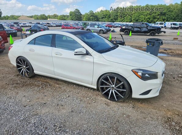 WDDSJ4EB0GN379916 2016 MERCEDES-BENZ CLA-CLASS White Widok z przodu