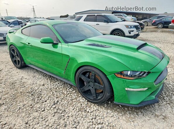 1FA6P8CFXK5116807 2019 FORD MUSTANG Зеленый Вид спереди