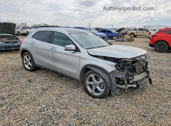 WDCTG4GB3JJ390069 2018 MERCEDES-BENZ GLA Silver 