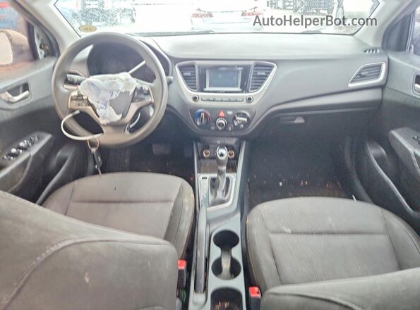 3KPC24A34KE047713 2019 HYUNDAI ACCENT Silver 