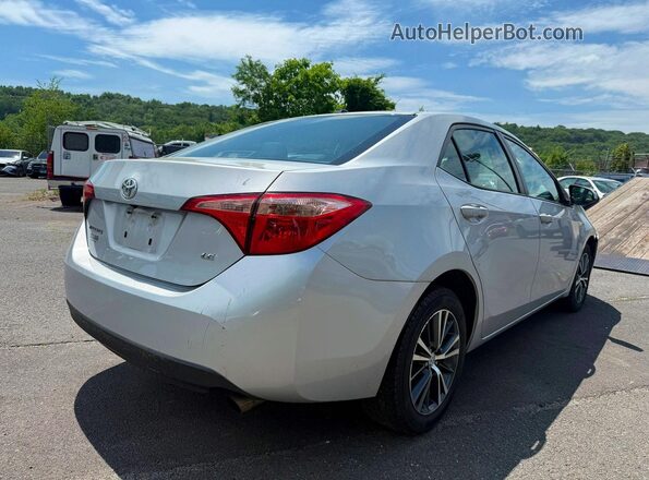 2T1BURHE8JC993613 2018 TOYOTA COROLLA Gray 