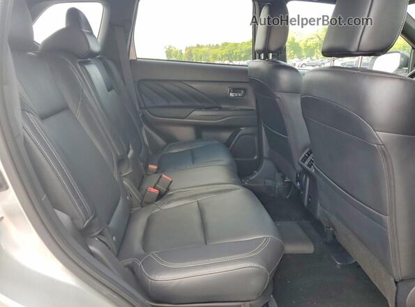 JA4J2VA78NZ035227 2022 MITSUBISHI OUTLANDER Silver 
