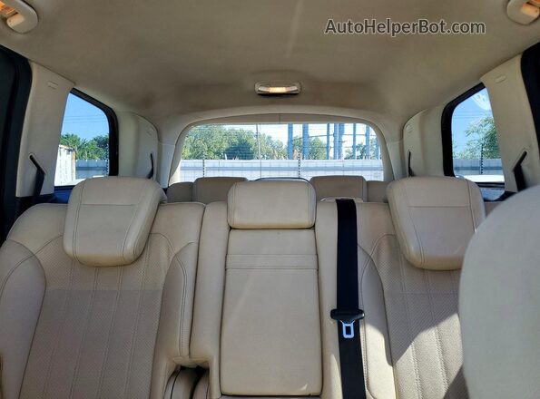 4JGDF6EE7HA789269 2017 MERCEDES-BENZ GLS-CLASS White Rear interior view