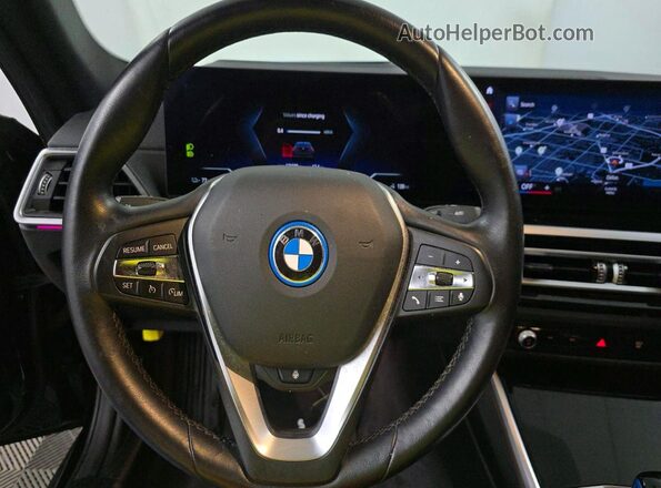 WBY73AW05PFN48939 2023 BMW I4 Black Widok zestawu wskaźników