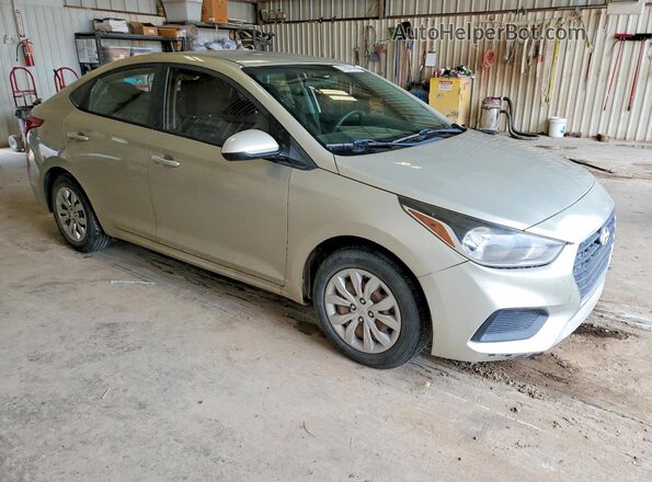 3KPC24A34JE015312 2018 HYUNDAI ACCENT Beige Вид спереду