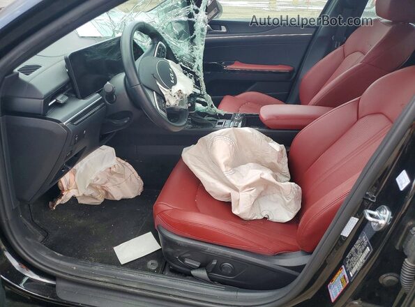 KNAG64J76S5289498 2025 KIA K5 Black Dashboard view