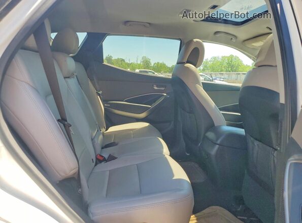 5XYZTDLB3HG382422 2017 HYUNDAI SANTA FE White Widok komory silnika