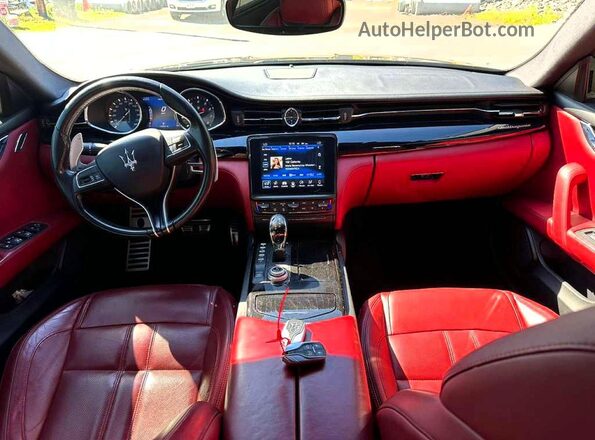 ZAM56YRS3J1285288 2018 MASERATI QUATTROPOR Black უკანა სავარძლების ხედი