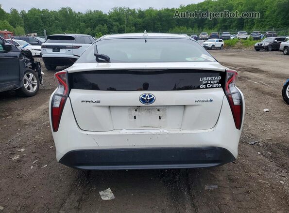 JTDKBRFU4H3035166 2017 TOYOTA PRIUS Cream Front interior view