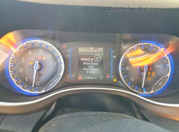 2C4RC1DG4HR634389 2017 CHRYSLER PACIFICA White 