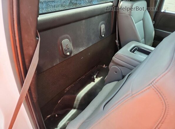 1GCNCNEH3GZ301599 2016 CHEVROLET SILVERADO White Widok wnętrza z tyłu