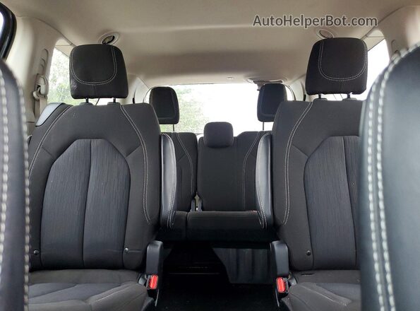 2C4RC1CG0PR606234 2023 CHRYSLER VOYAGER Серый Вид задней части салона