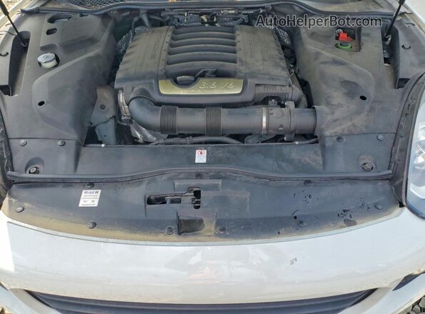 WP1AA2A24HKA81676 2017 PORSCHE CAYENNE White 