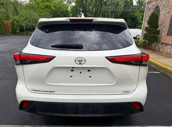5TDCZRBHXLS045636 2020 TOYOTA HIGHLANDER White Widok z tyłu