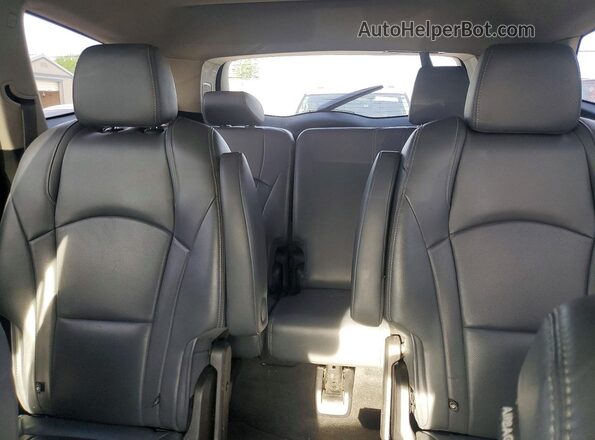 5GAERBKW2LJ167159 2020 BUICK ENCLAVE Black Rear interior view