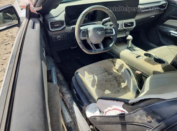 1FA6P8CF8S5401294 2025 FORD MUSTANG White Вид щитка приладів