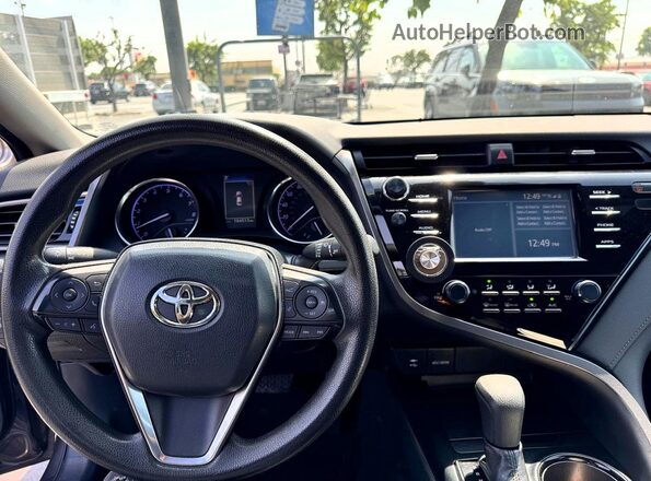 4T1B11HK2KU212309 2019 TOYOTA CAMRY Gray 