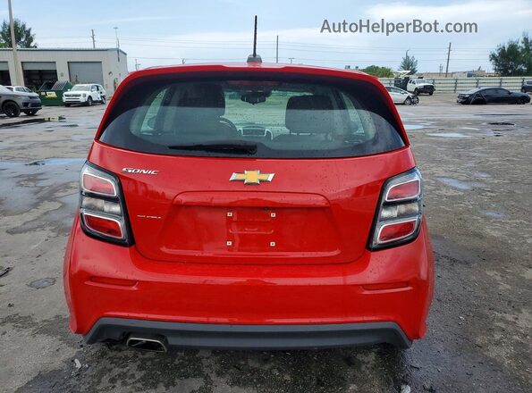 1G1JG6SB6L4122062 2020 CHEVROLET SONIC Red Widok wnętrza z przodu