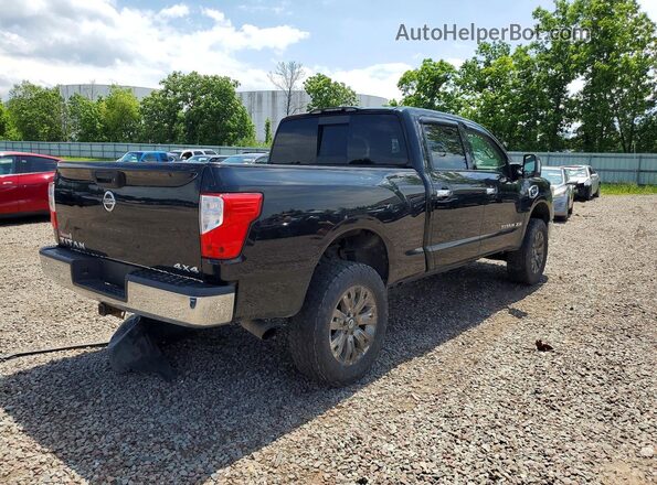 1N6BA1F35HN575249 2017 NISSAN TITAN Черный Передняя правая четверть