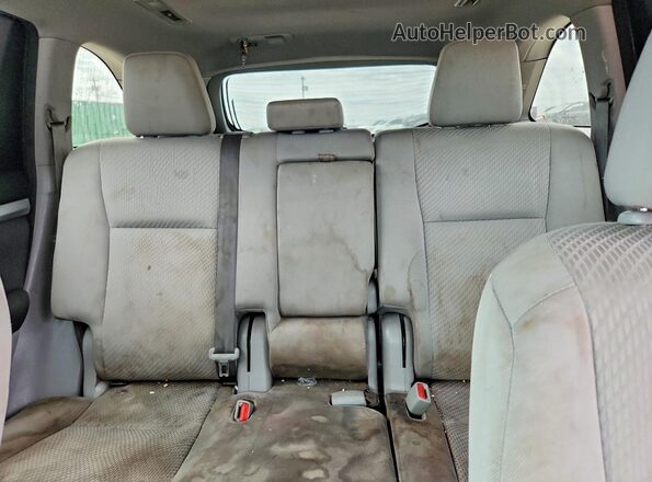 5TDZARFH3JS034471 2018 TOYOTA HIGHLANDER Gray უკანა სალონის ხედი