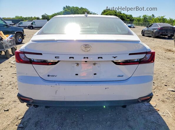 4T1DAACKXSU147127 2025 TOYOTA CAMRY Белый 