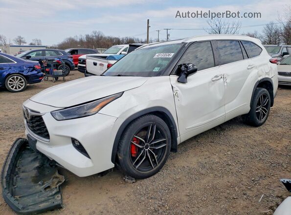 5TDGZRBH5NS206267 2022 TOYOTA HIGHLANDER White 
