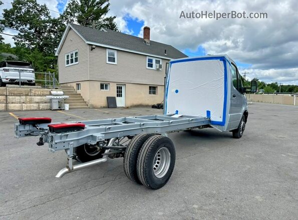 W1X9N33Y1SN355924 2025 MERCEDES-BENZ SPRINTER Silver 