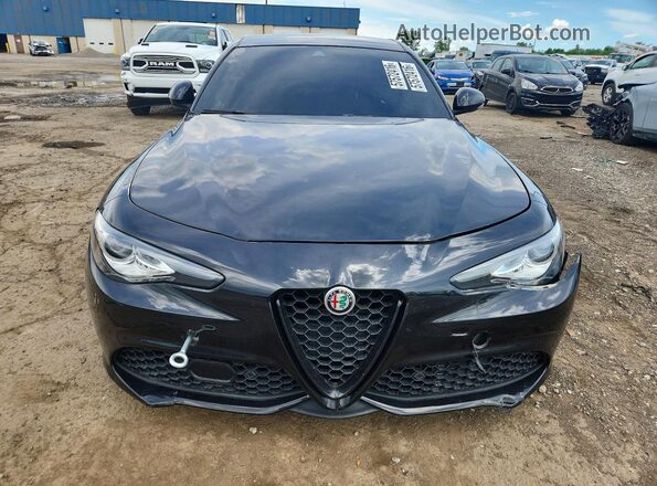 ZARFAEEN4H7544406 2017 ALFA ROMEO GIULIA Черный 