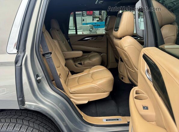 1GYS3DKJ7KR173584 2019 CADILLAC ESCALADE Gray Front interior view