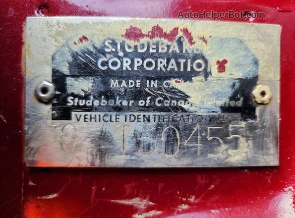 CI30455 1966 STUDEBAKER COMMANDER Бордовый Вид подкапотного пространства