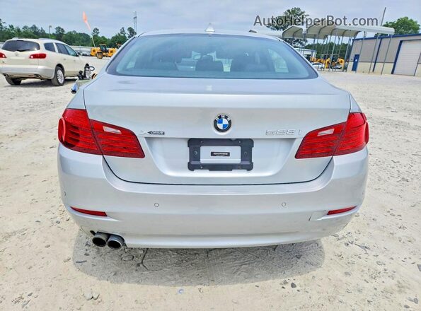 WBA5A7C51GG150975 2016 BMW 5 SERIES Silver Widok wnętrza z przodu