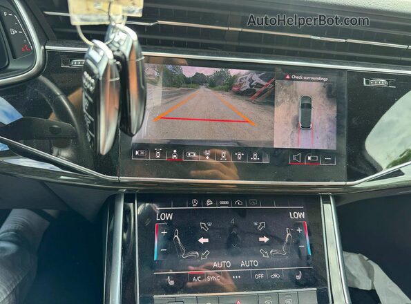 WA1AJAF7XMD018736 2021 AUDI Q7 White 