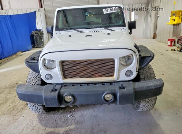 1C4BJWDG7HL739229 2017 JEEP WRANGLER Белый Вид сзади