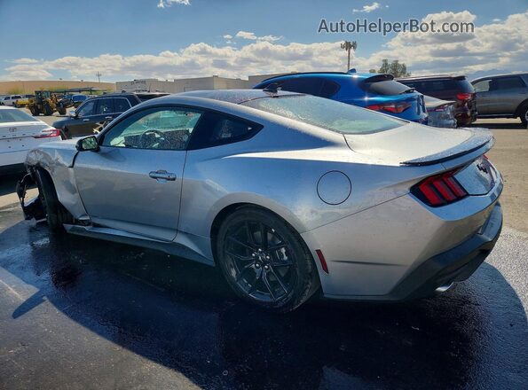 1FA6P8TH3T5113251 2026 FORD MUSTANG Серебряный Задняя правая четверть
