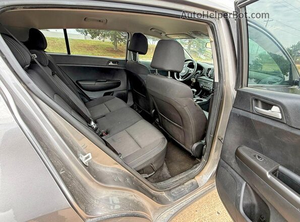 KNDPM3AC0K7513417 2019 KIA SPORTAGE Gray Вид салону спереду