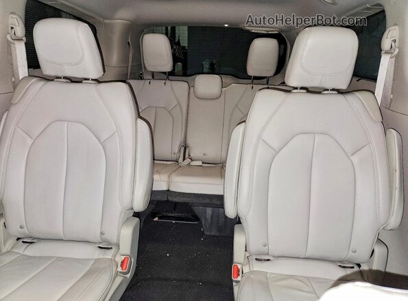 2C4RC1BG3HR636086 2017 CHRYSLER PACIFICA Gray Widok wnętrza z tyłu