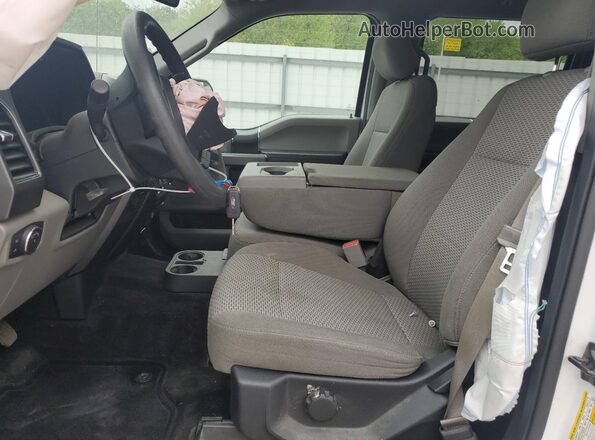 1FTEW1EF3HKE25784 2017 FORD F150 White Widok deski rozdzielczej