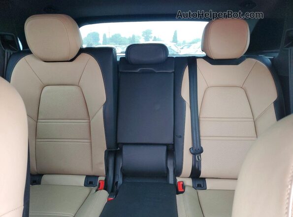 WP1AA2AY5RDA02039 2024 PORSCHE CAYENNE Красный Вид задней части салона