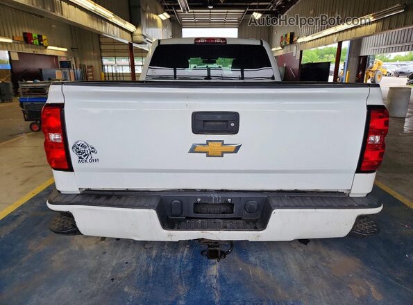 1GCVKPEH8GZ428279 2016 CHEVROLET SILVERADO White Widok wnętrza z przodu