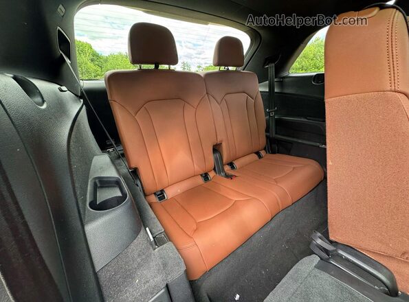 WA1AJAF7XMD018736 2021 AUDI Q7 White 