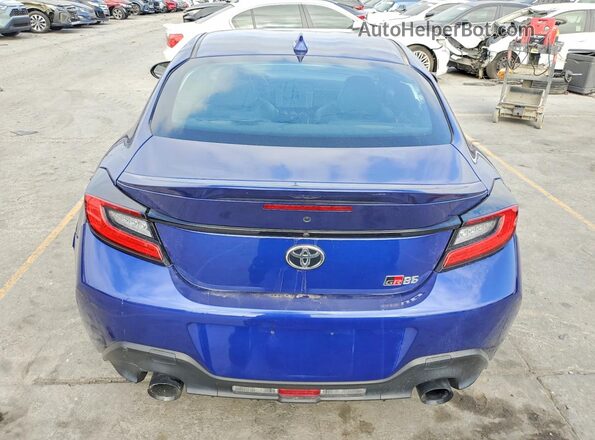 JF1ZNBE12S9755953 2025 TOYOTA GR86 Blue 