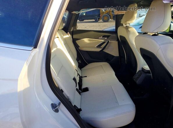 WBX73EF04T5482640 2026 BMW X1 Белый Вид подкапотного пространства