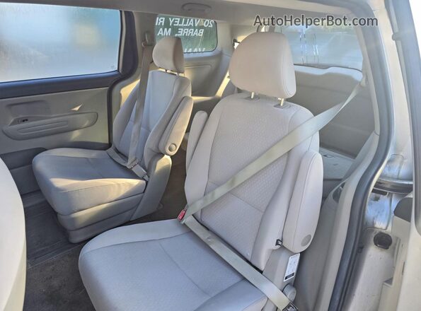 KNDMA5C1XJ6406169 2018 KIA SEDONA Gray უკანა ხედი